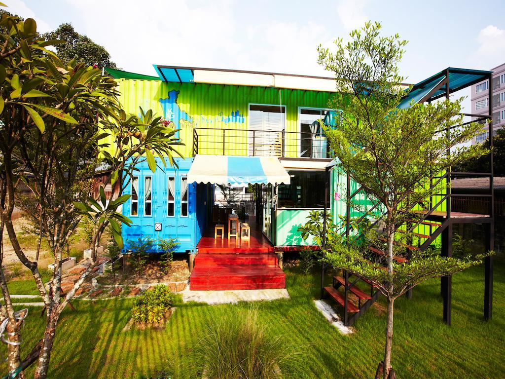 Wh Hostel Bangkok Luaran gambar
