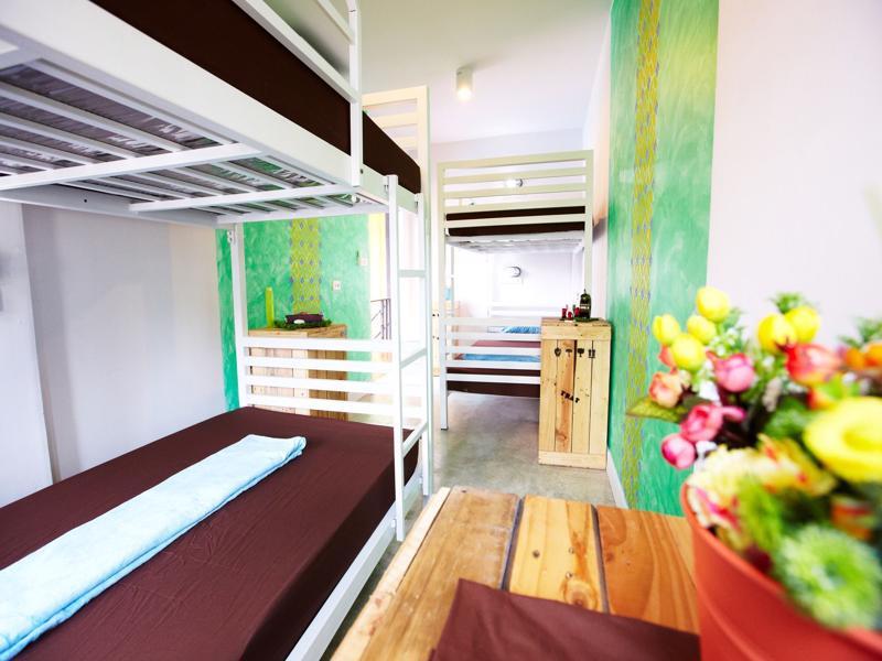 Wh Hostel Bangkok Luaran gambar